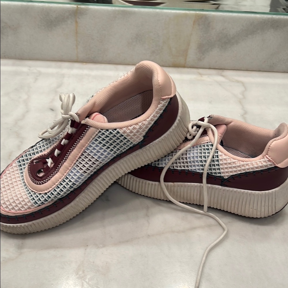Elegant Pink and Burgundy Women's Sneakers
